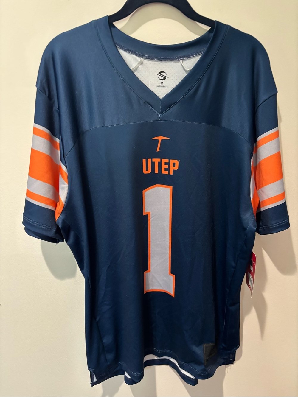 New Texas El Paso UTEP Men’s Medium Jersey